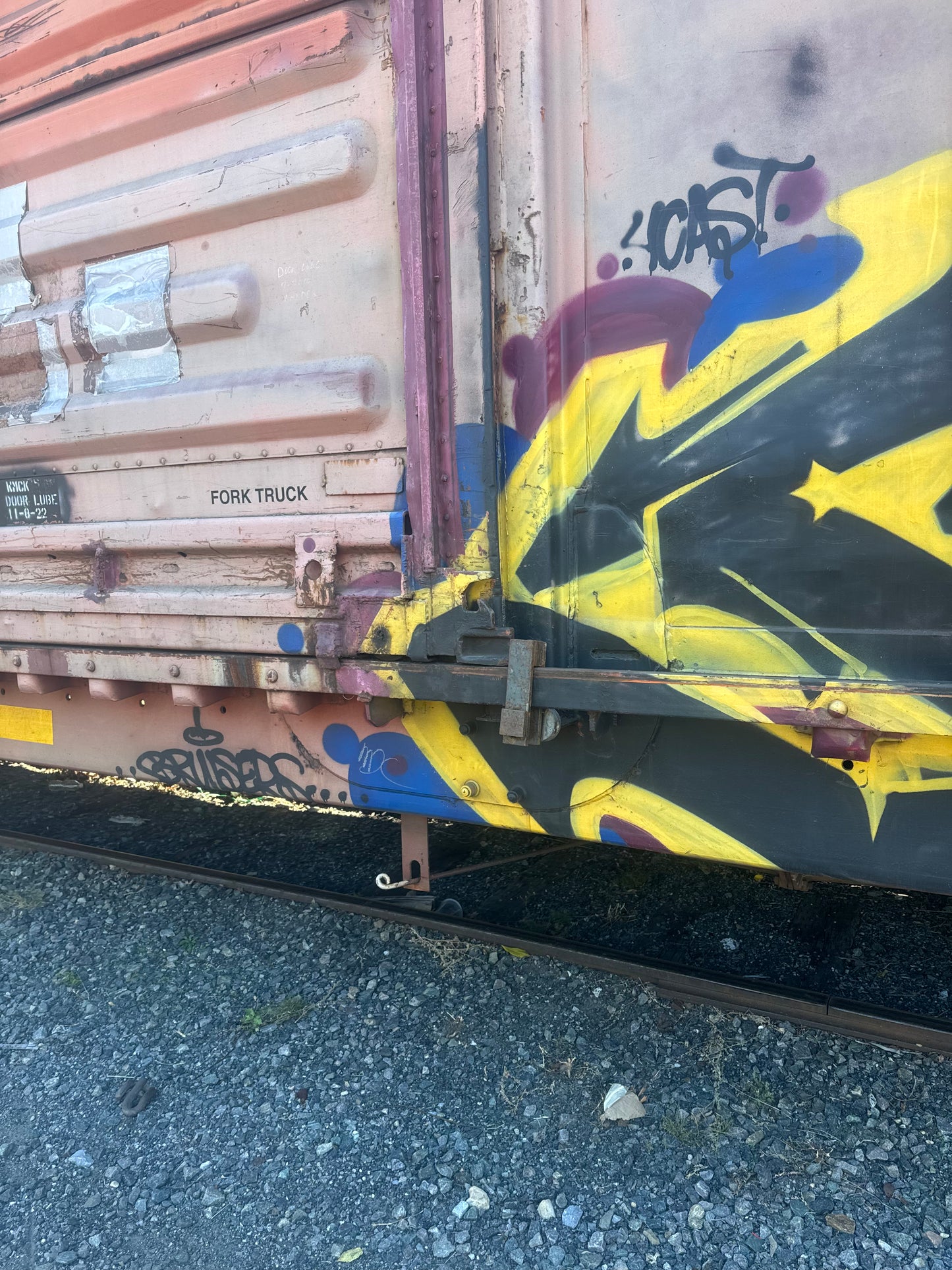 Cargoyle Rail Lock